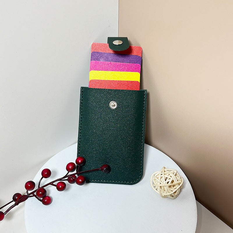 Udtrækkelig kortholder i PU-læder – kompakt, robust og organiseret Kort og sedler