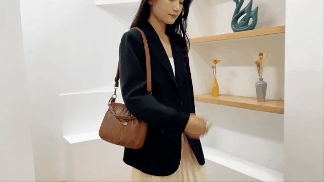 Skrynklig design, mjuk läderväska 👜✨