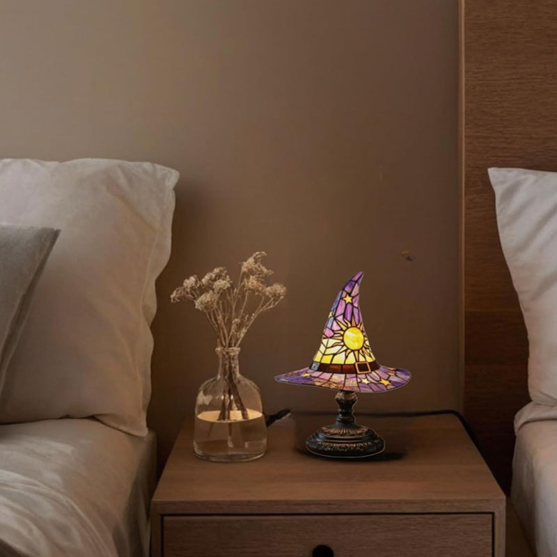 Natlampe med heksehat