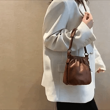 Skrynklig design, mjuk läderväska 👜✨