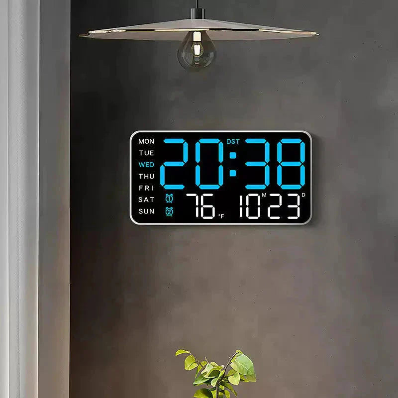Stort digitalt vægur med LED-display, dato og termomete