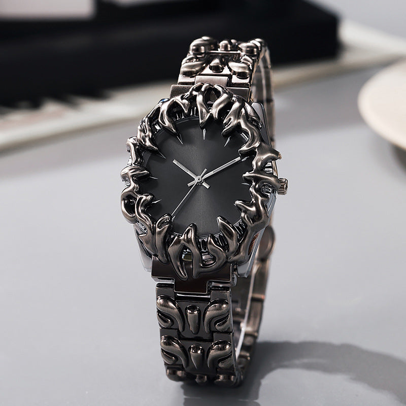 ⌚ 50 % RABAT I BEGRÆNSET PERIODE! ✨ Kreativt kvartsur til mænd i kloform – rød urskive, skulpturelt armbånd, i markant stil 🔥