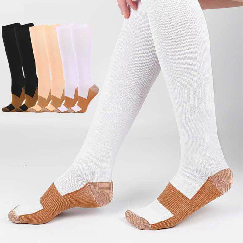🧦 BEGRÆNSET TILBUD: 50 % RABAT! ⚡ Unisex-kompressionsstrømper med kobber og gradueret kompression – giver støtte, holder fødderne friske og passer til mange forskellige situationer ✨
